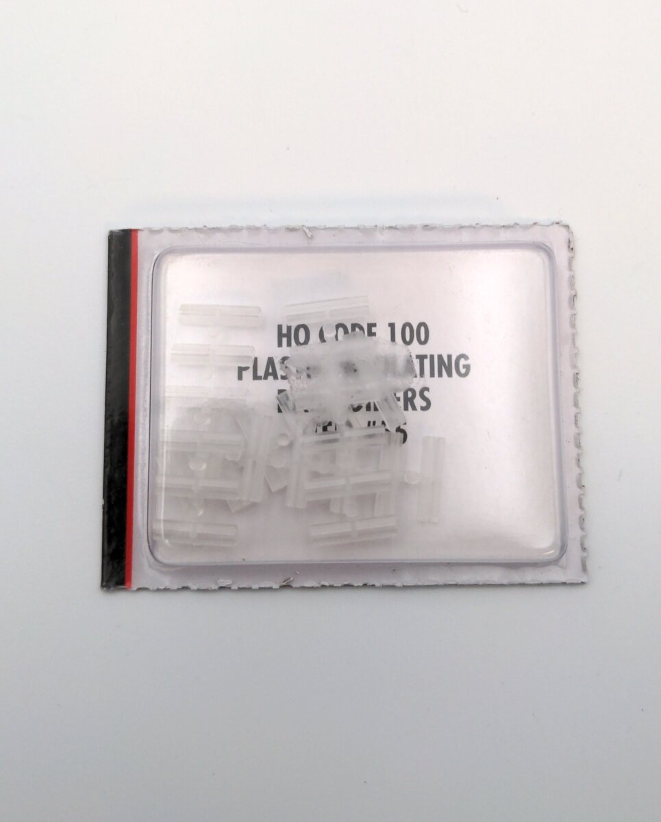 Atlas 55 HO Plastic Insulating Rail Joiners