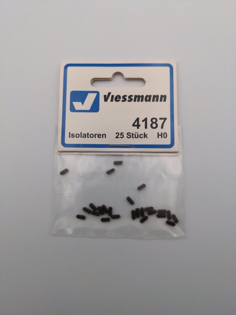 Viessmann 4187 HO Track Insulators (Pack of 25)