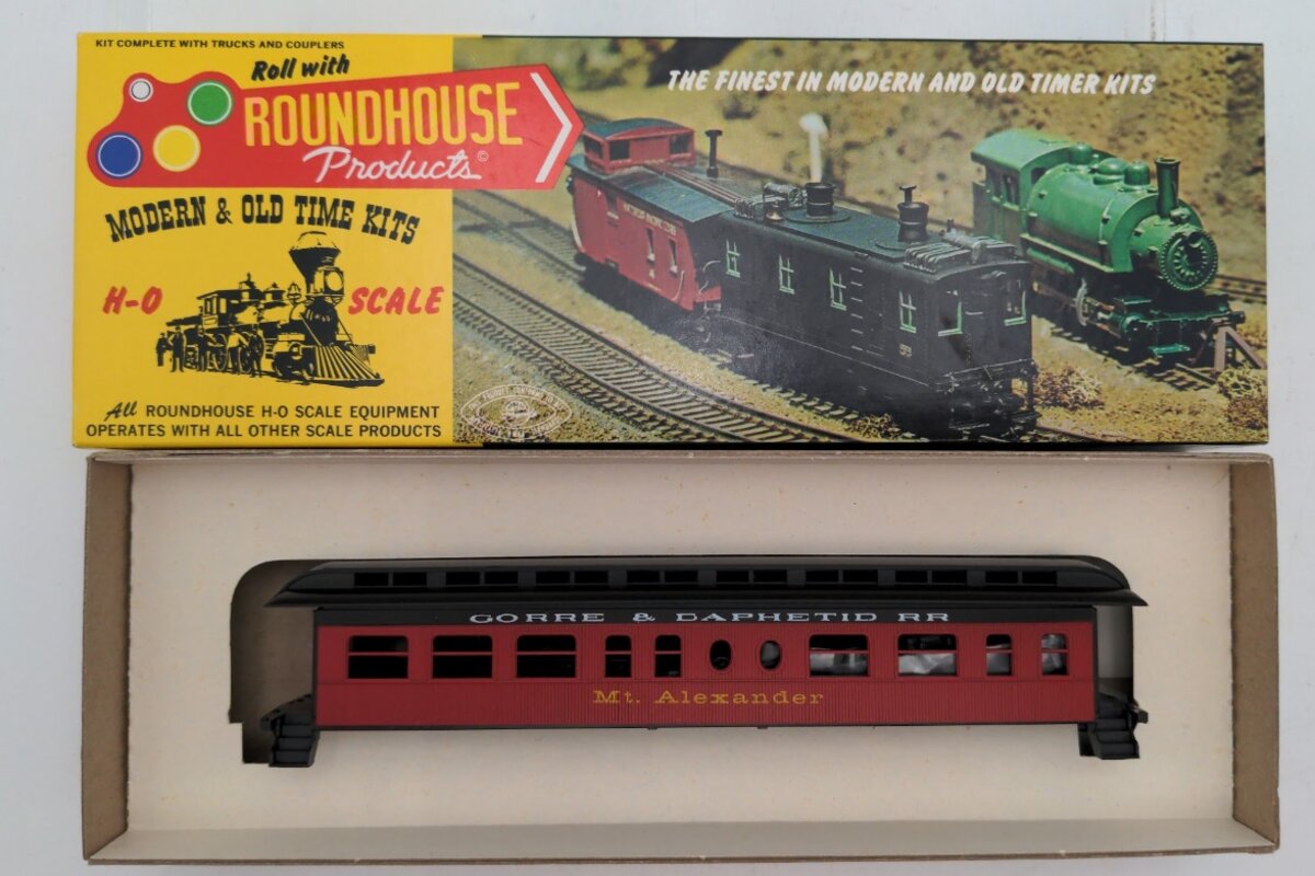 Roundhouse 5198 Gorre & Daphetid 50' Overland Passenger Car Mt Alexander Kit