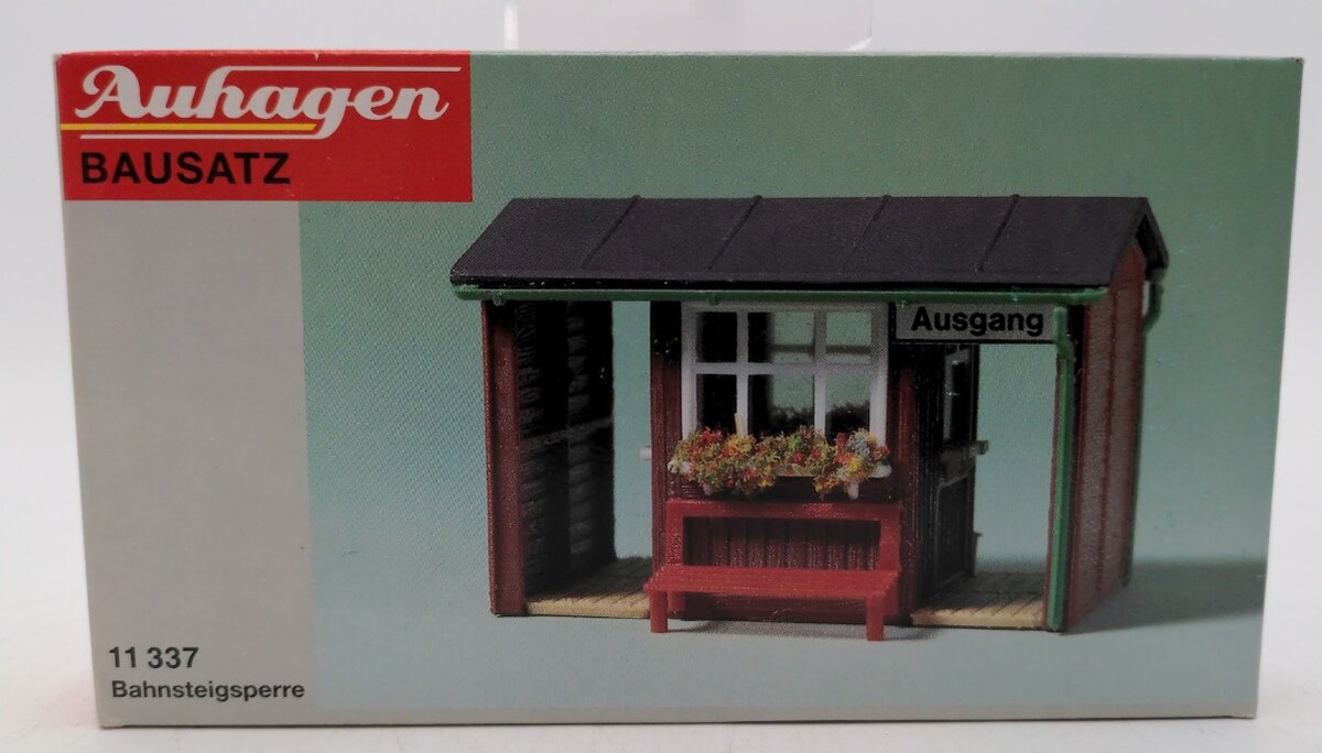 Auhagen 11 337 HO Scale Platform Barrier Plastic Kit