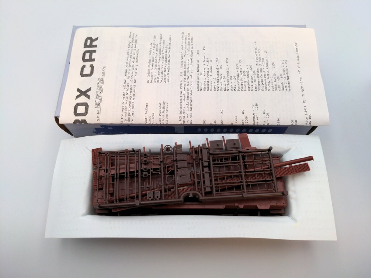 Front Range 4040 HO Undecorated 40’ ACF Welded Side Box Car