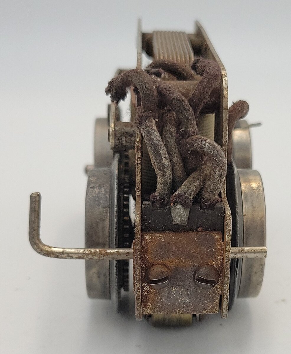 Ives 3255R Motor Chassis Missing E-Unit and Other Parts