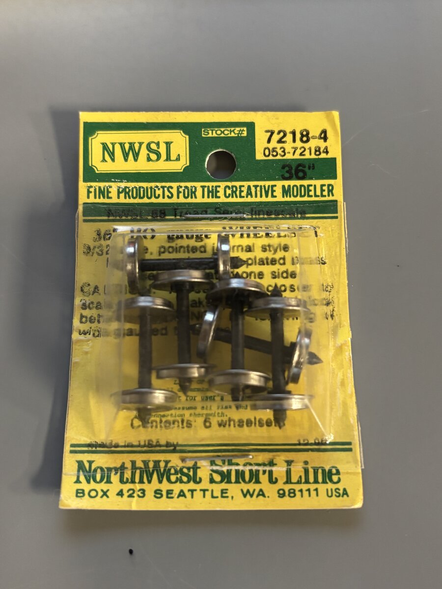 NWSL 7218-4 HO Gauge 36" Wheelset 3/32" Axle Pointed Journal Style (Set of 6)