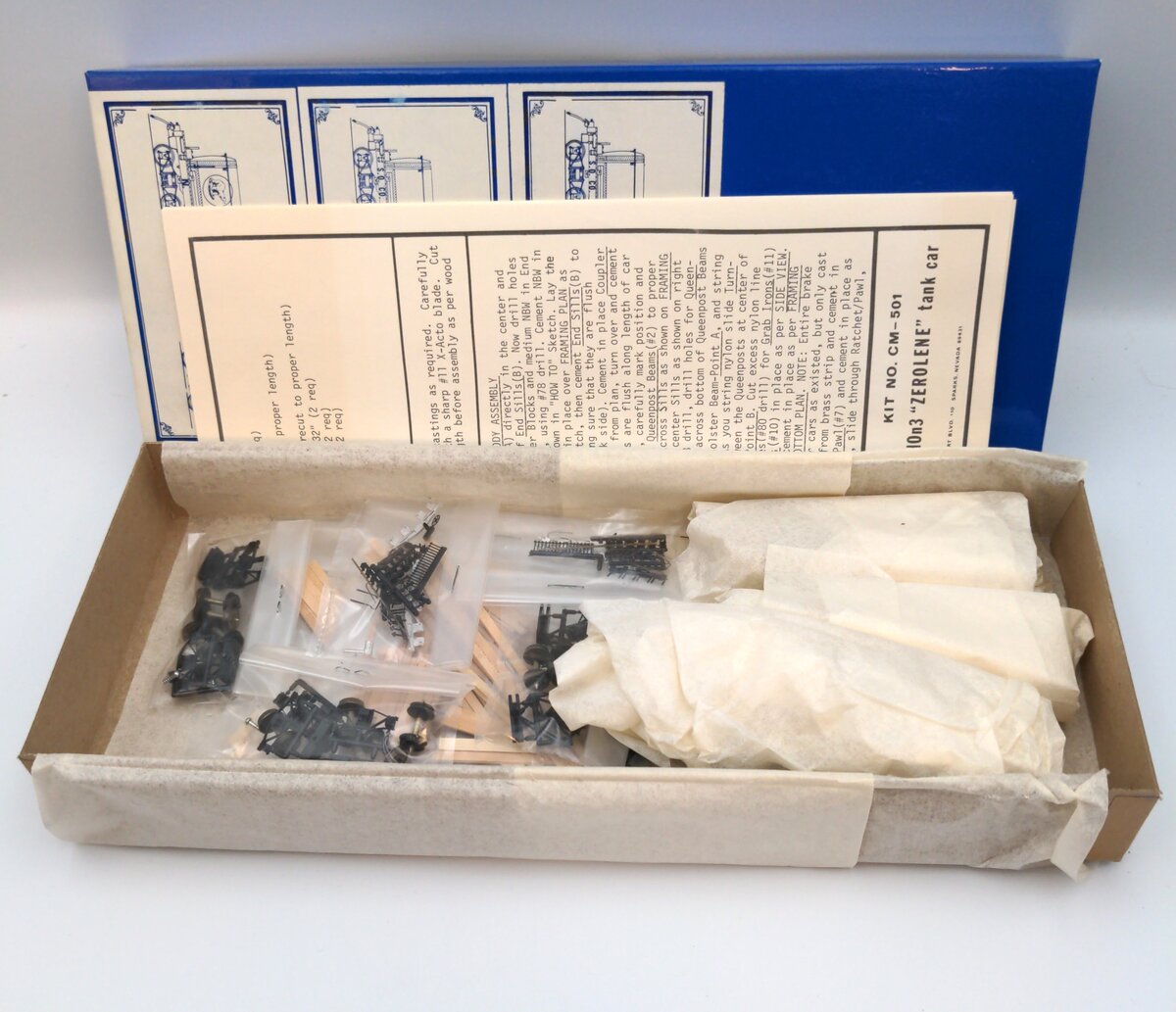 Classic Miniatures CM-509 HOn3 3 in 1 Tank Car Kit