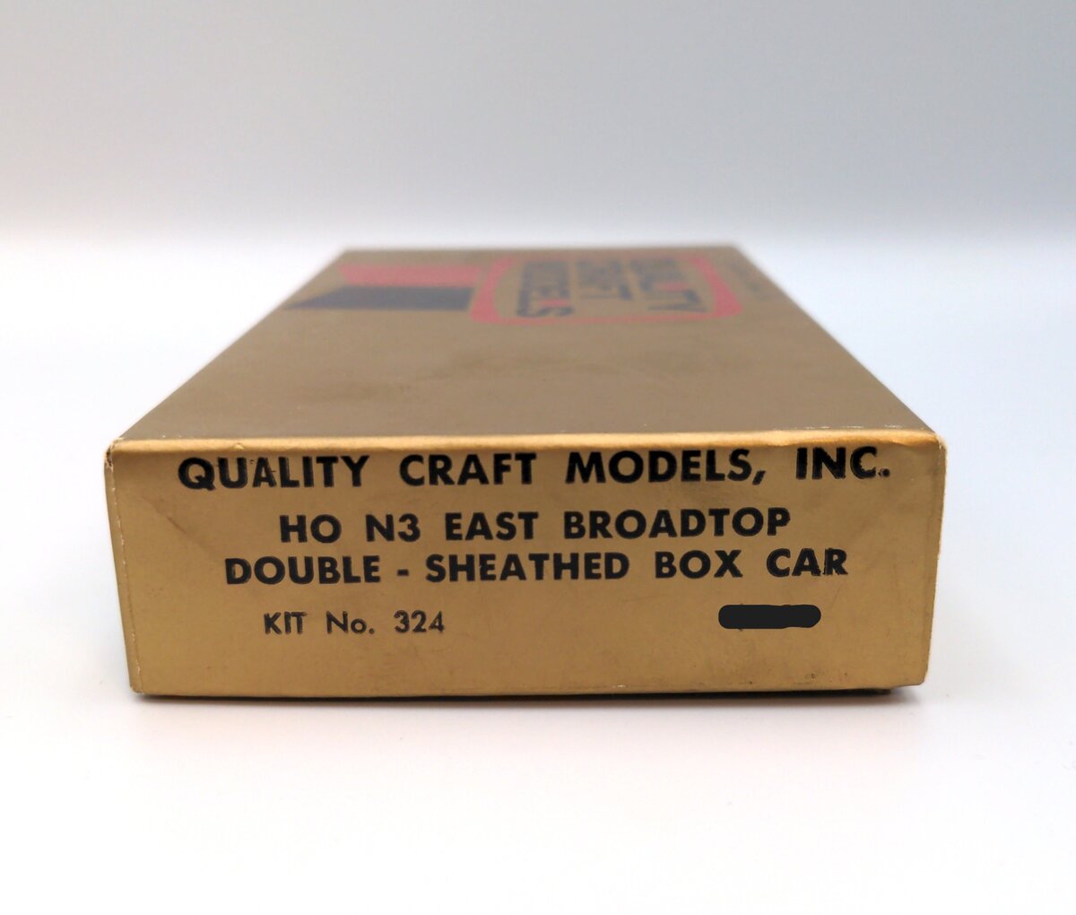 Quality Craft 324 HO N3 East Broadtop Double-Sheathed Box Car Kit