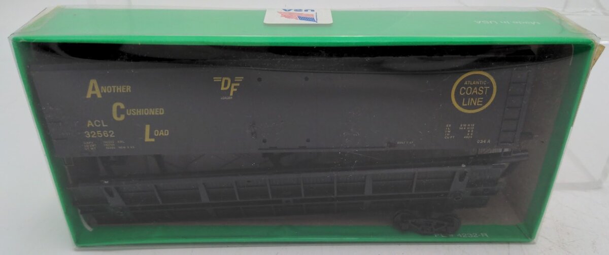 Bowser 3-1513 HO Scale English's Model Railroad 50' Single Door Box Car ACL Kit
