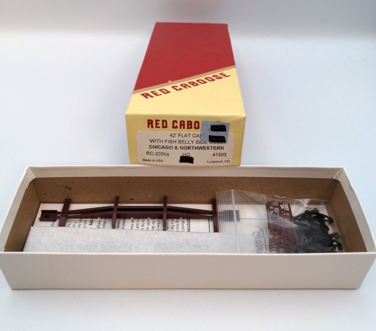 Red Caboose RC-2205a HO CNW 42' Flat Car w/Fish Belly Side Sills Kit #41503
