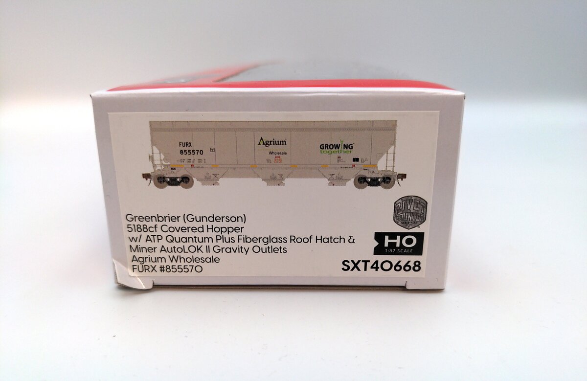 Scale Trains SXT40665 HO Greenbrier 5188cf Covered Hopper FURX #855436