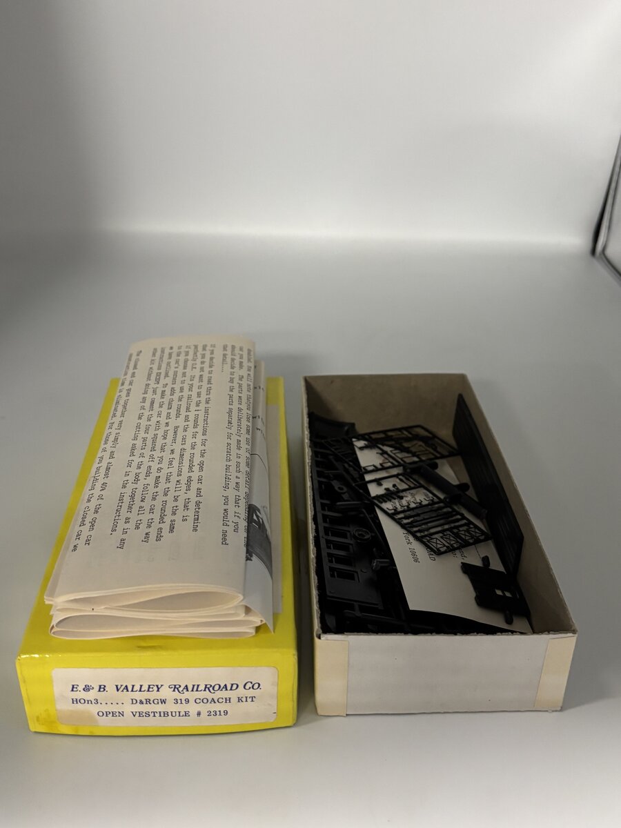 E&B Valley 2319 HOn3 D&RGW 319 Coach Kit Open Vestibule