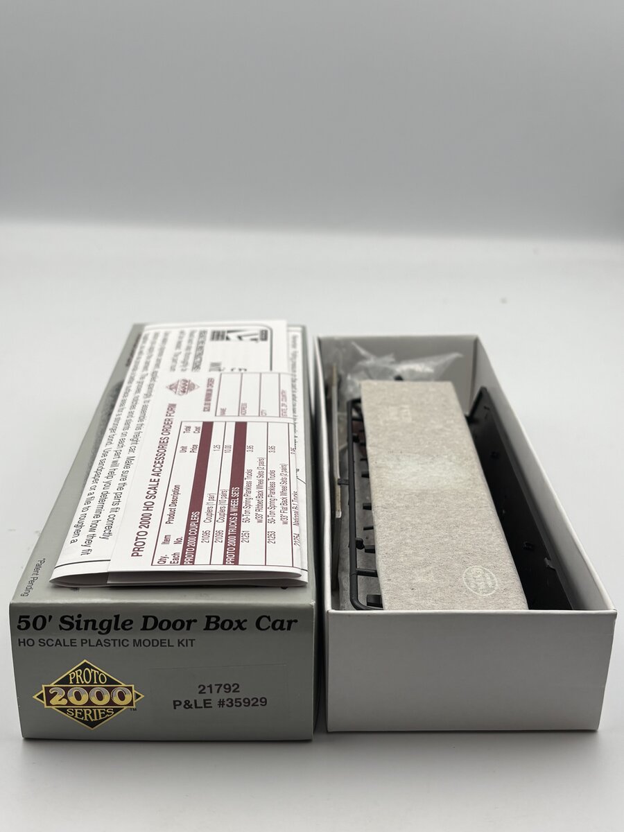 Proto 2000 21792 50' Single Door Boxcar Model Kit