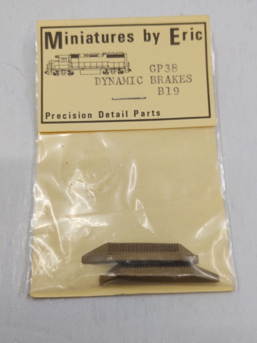 Miniatures By Eric B19 HO Scale Brass GP-39 Dynamic Breaks