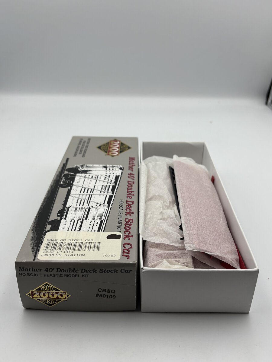Proto 2000 50109 Mather 40' Double Deck Stock Car Model Kit