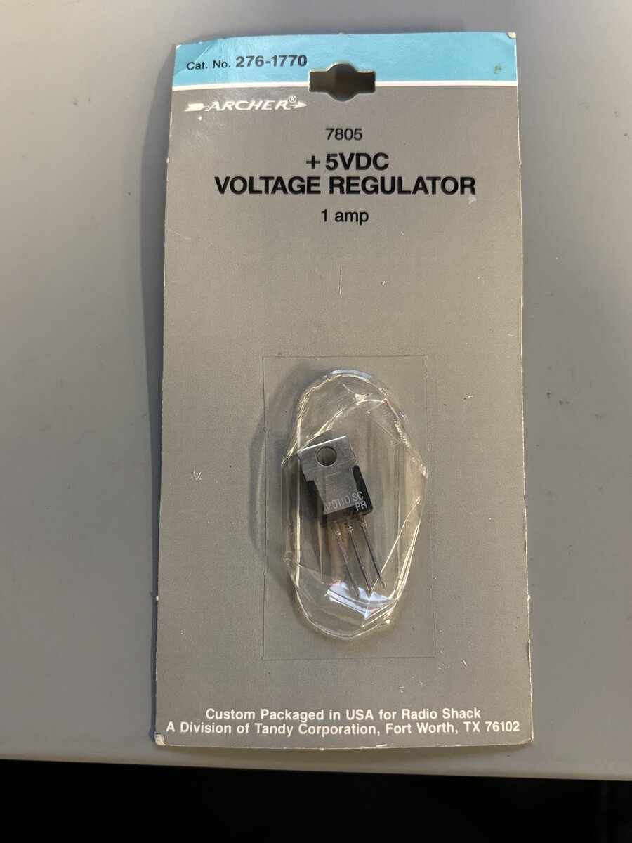 Archer 276-1770 +5VDC Voltage Regulator 1 AMP