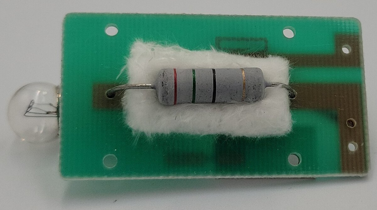 K-Line K3000-X018-1 Smoke Unit PCB Circuit Board with Resistor/Lamp Socket/Bulb