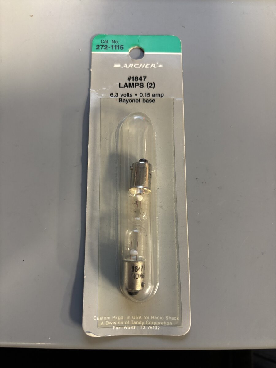 Archer 272-1115 Lamps (Box of 2)