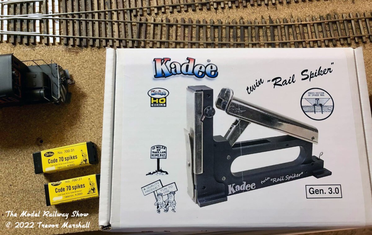 Koke Quality Products 042474 Twin Rapid Dual-Staple Hand Stapling Tool