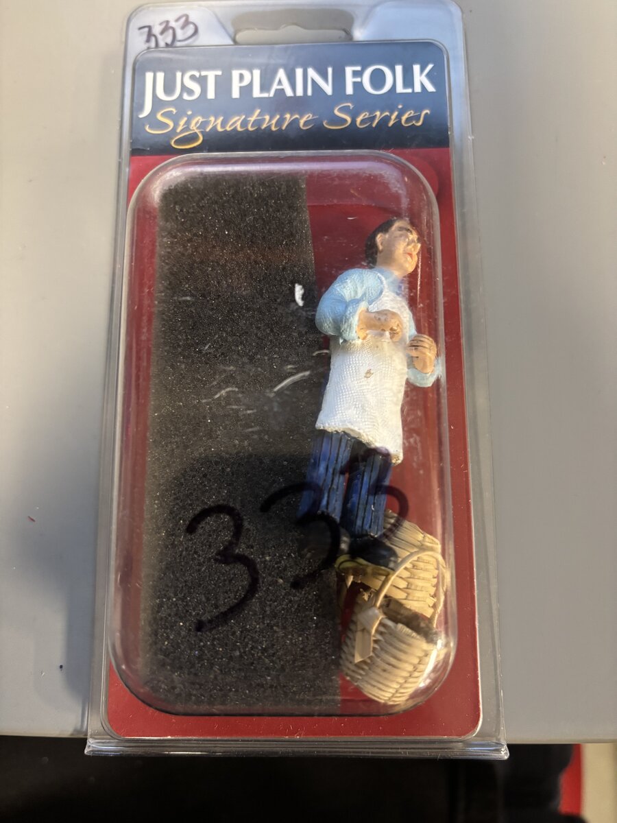 Just Plain Folk 333 G Scale Train Figure Man Holding 2 Basket Of Flowers