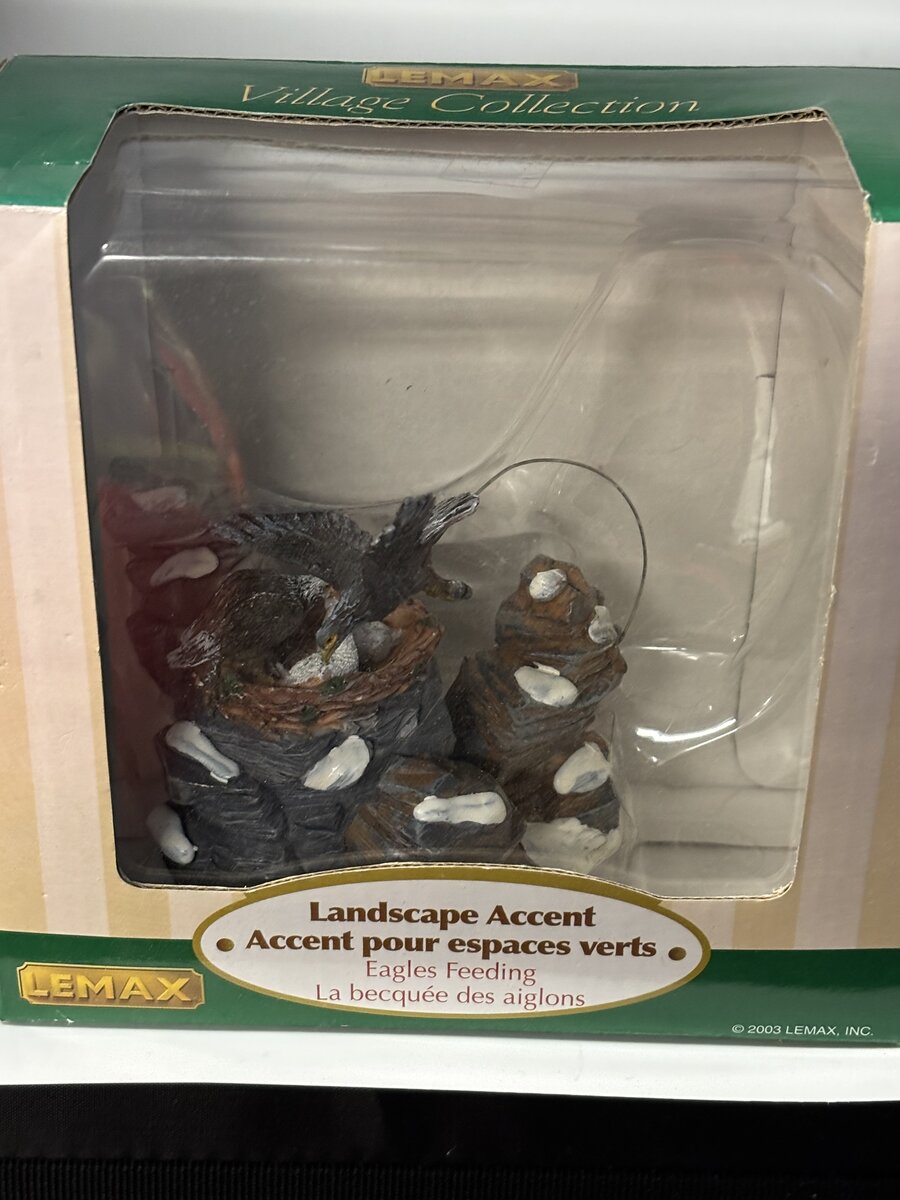 Lemax 33401 Eagles Feeding Landscape Accent