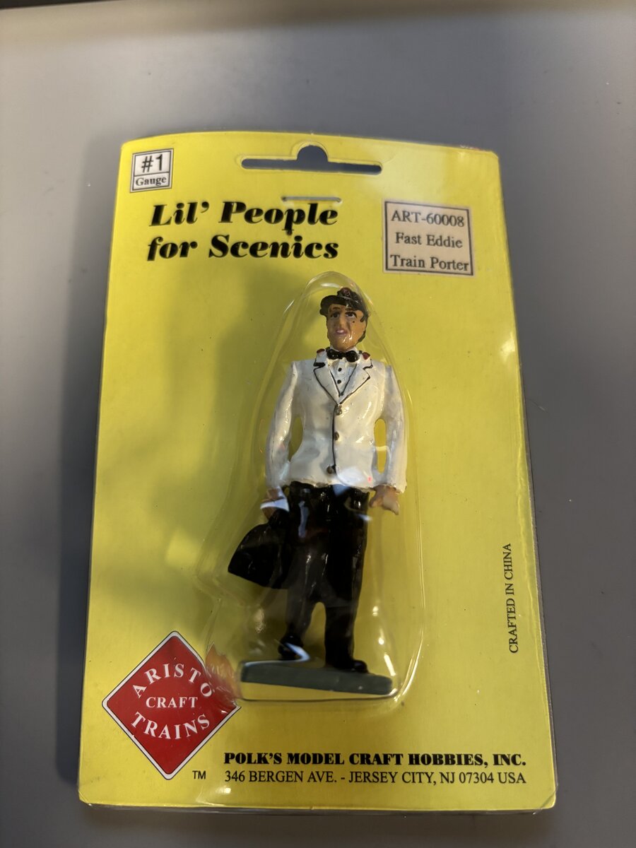 Aristo-Craft ART60008 G Scale Fast Eddie Train Porter