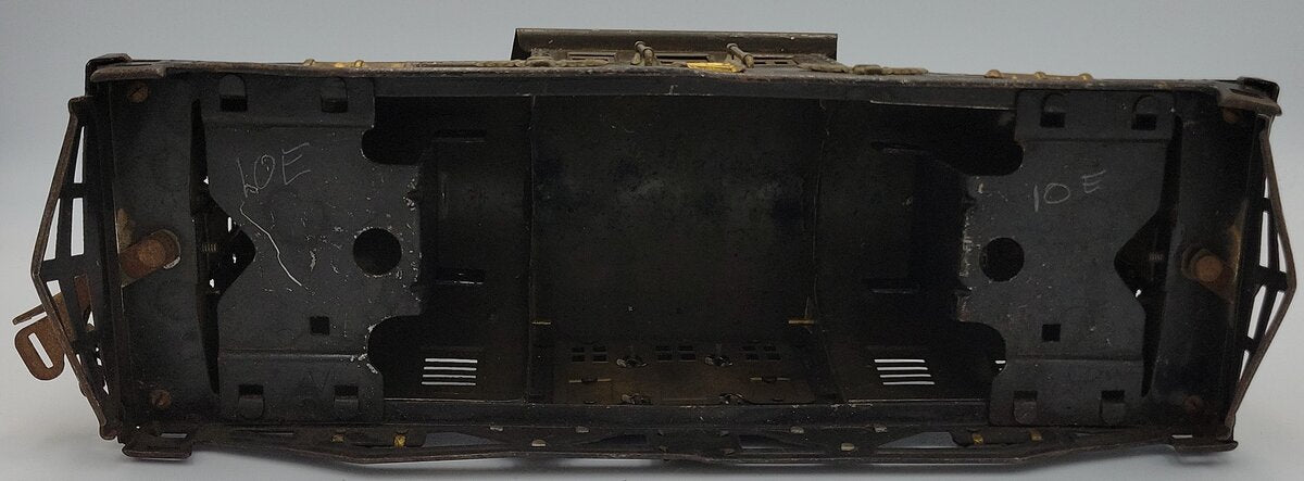 Lionel 10E-2 Prewar Olive Green Peacock Electric Locomotive Body with Brass Trim