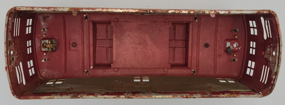 Lionel 8E-7 Red Electric Locomotive Body Shell with Missing Trim and Paint