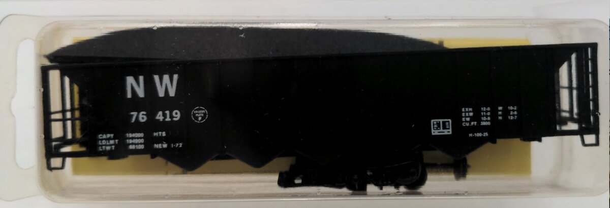 Precision Masters 76419 N Scale Norfolk and Western 5-Bay Hopper W/Coal Kit