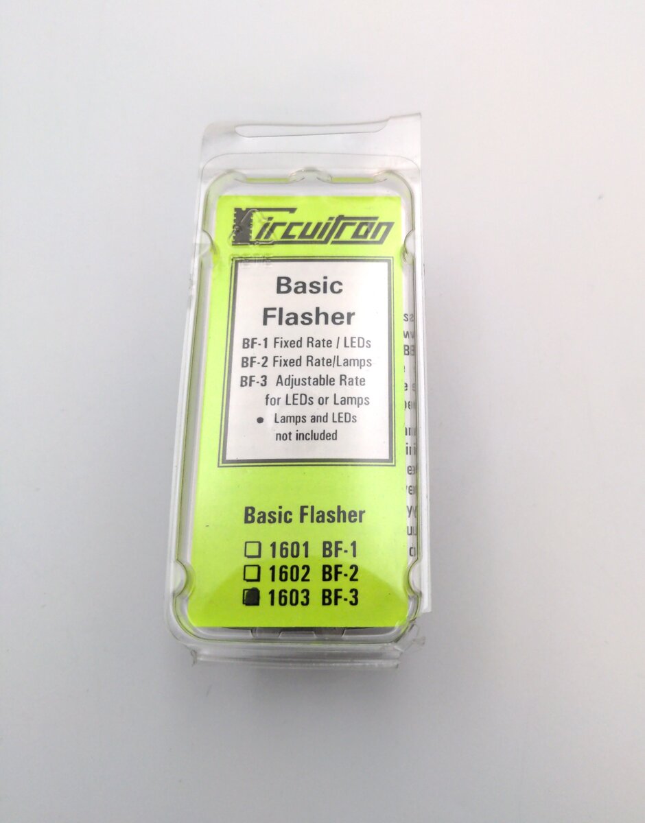 Circuitron 1603 BF-3 Basic Flasher