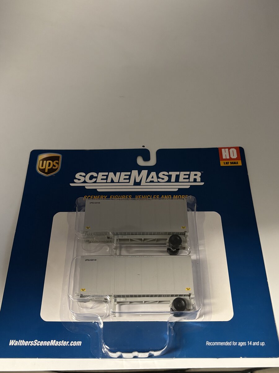 Scene Master 949-8600 HO 28' Container w/Chassis United Parcel Service Pack of 2