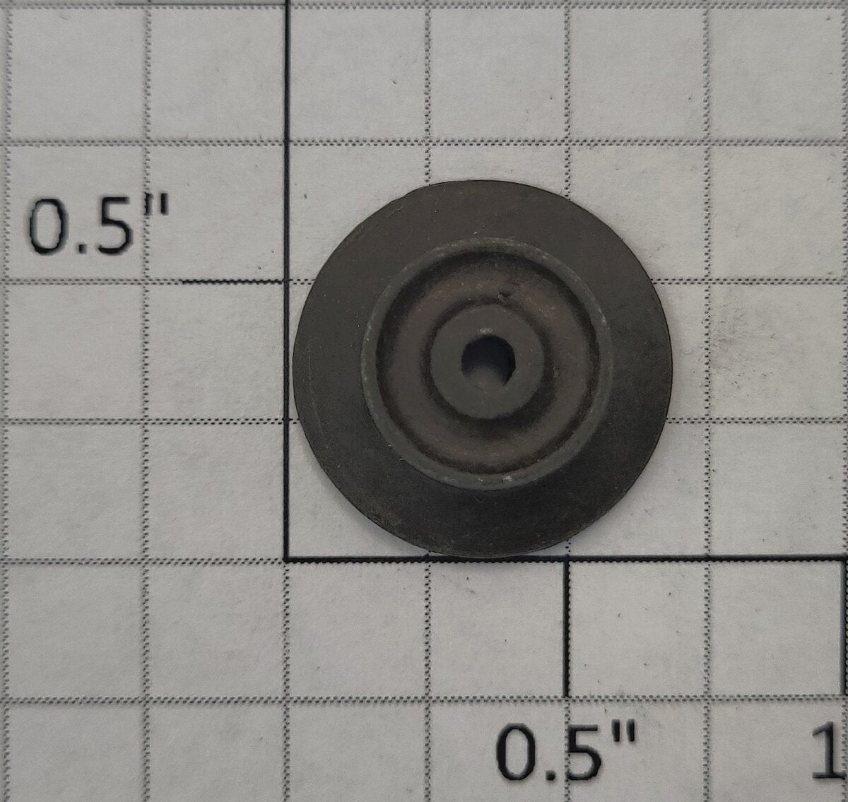 Lionel 8040-10  7/16" Small Truck Wheel with Inside Shoulder