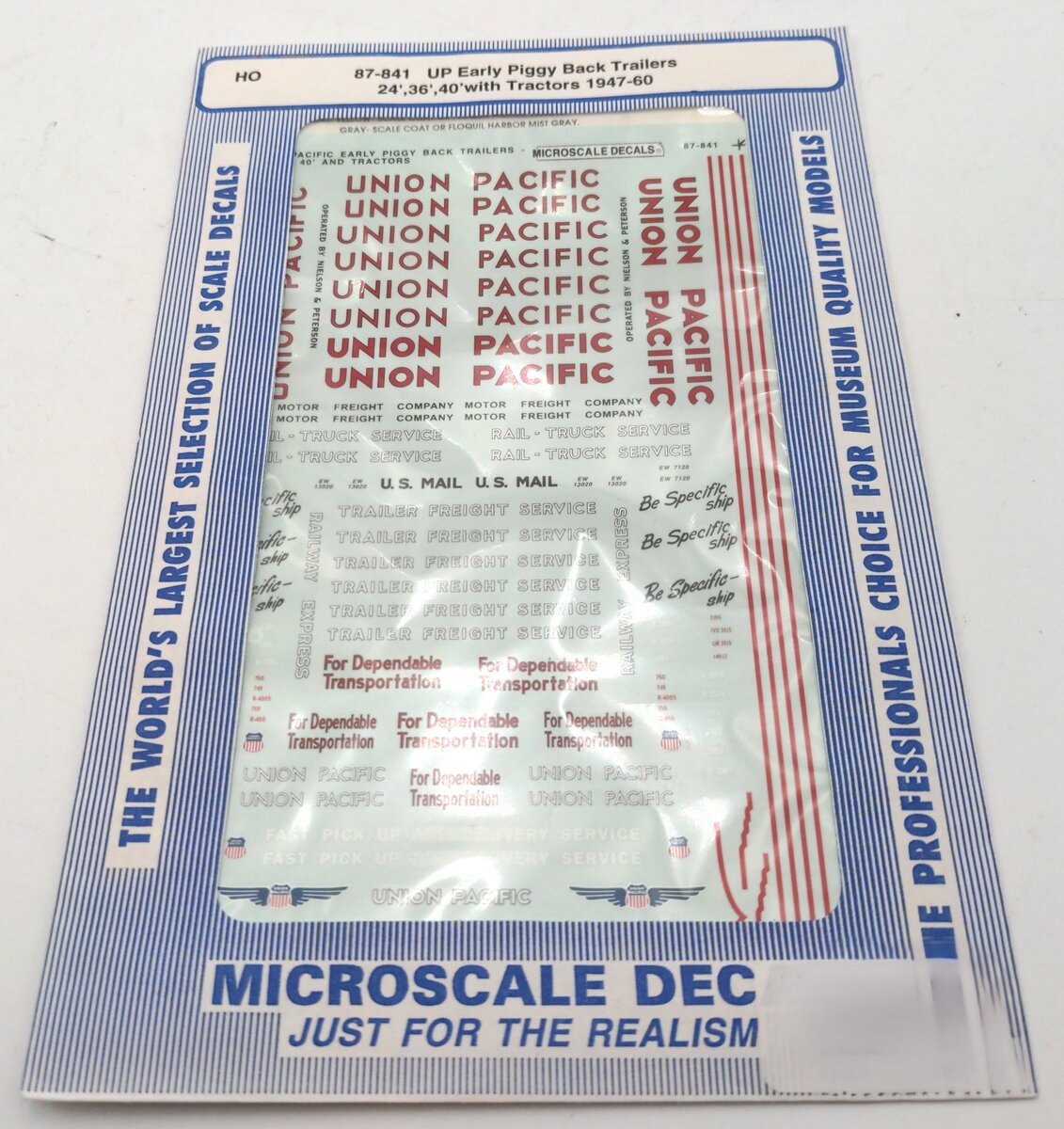 Microscale 87-841 UP Early Piggy Back Trailers 24', 36', 40' w/ Tractors 1947-60