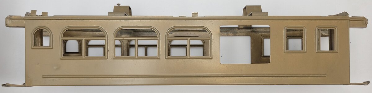 Lionel 419-1X Standard Gauge Repainted Parlor/Baggage Car Shell w/o End Caps
