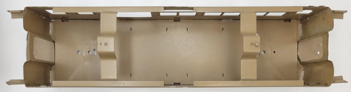 Lionel 419-1X Standard Gauge Repainted Parlor/Baggage Car Shell w/o End Caps