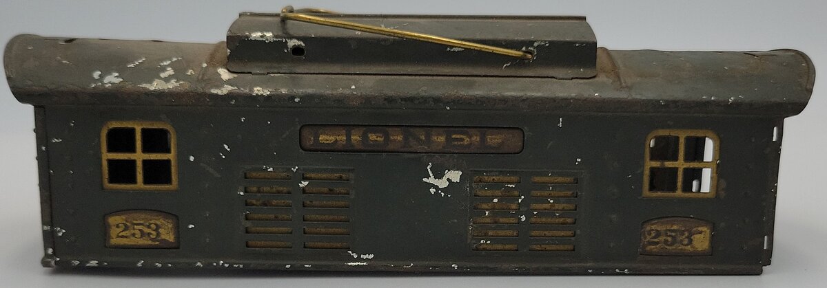 Lionel 253-30 O Gauge Green Electric Locomotive Shell with Some Brass Trim