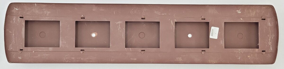 Lionel 418-09 Vintage Standard Gauge Repainted Brown Passenger Car Roof Top