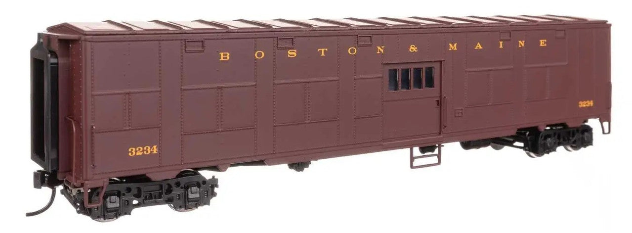 Walthers 920-10850 HO B&M C&O-Style Exp Boxcar Troop Sleeper Conversion #3234