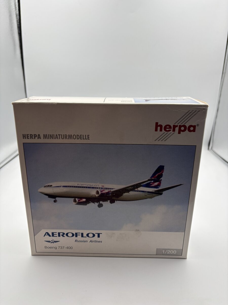 Herpa 550338 1/200 Boeing 737-400 Russian Airlines Aeroflot Airplane