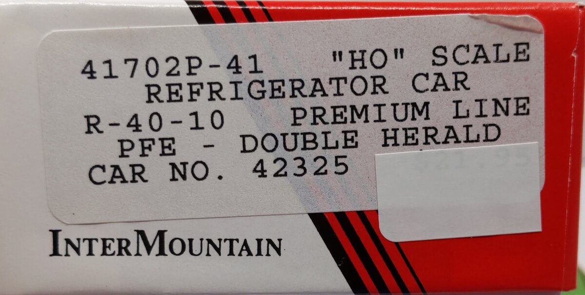 InterMountain 41702P-41 HO Pacific Fruit Express Refrigerator Car Kit (#42325)