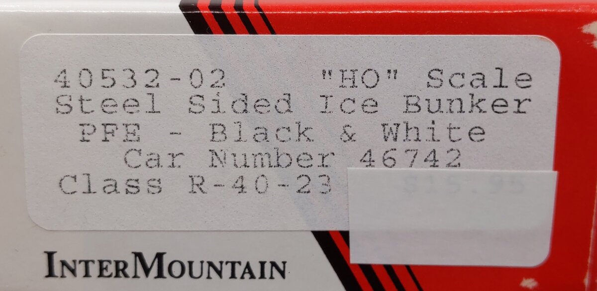 InterMountain 40532-02 HO Pacific Fruit Express Steel Sided Ice Bunker Car Kit