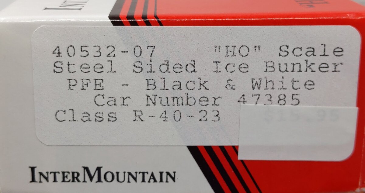 InterMountain 40532-07 HO Pacific Fruit Express Steel Sided Ice Bunker Car Kit
