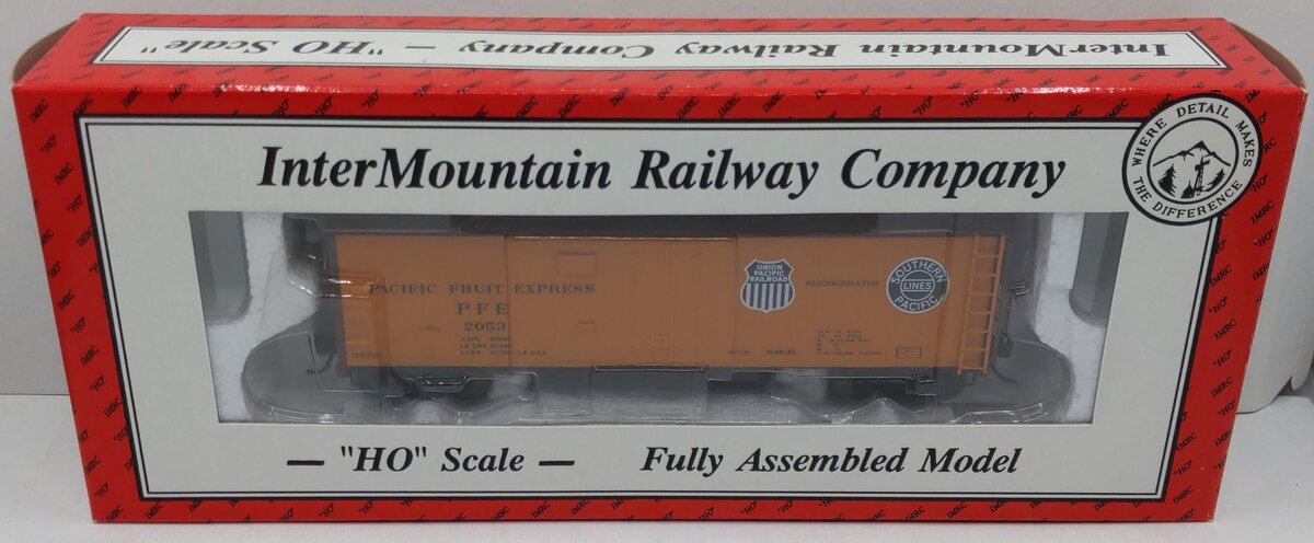 InterMountain 2053 HO Pacific Fruit Express Black/White Refrigerator Car R40-25