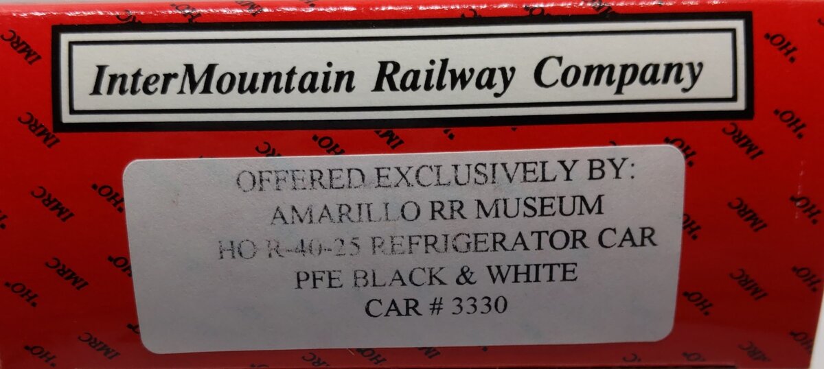 InterMountain 3330 HO Pacific Fruit Express Black/White Refrigerator Car R40-25