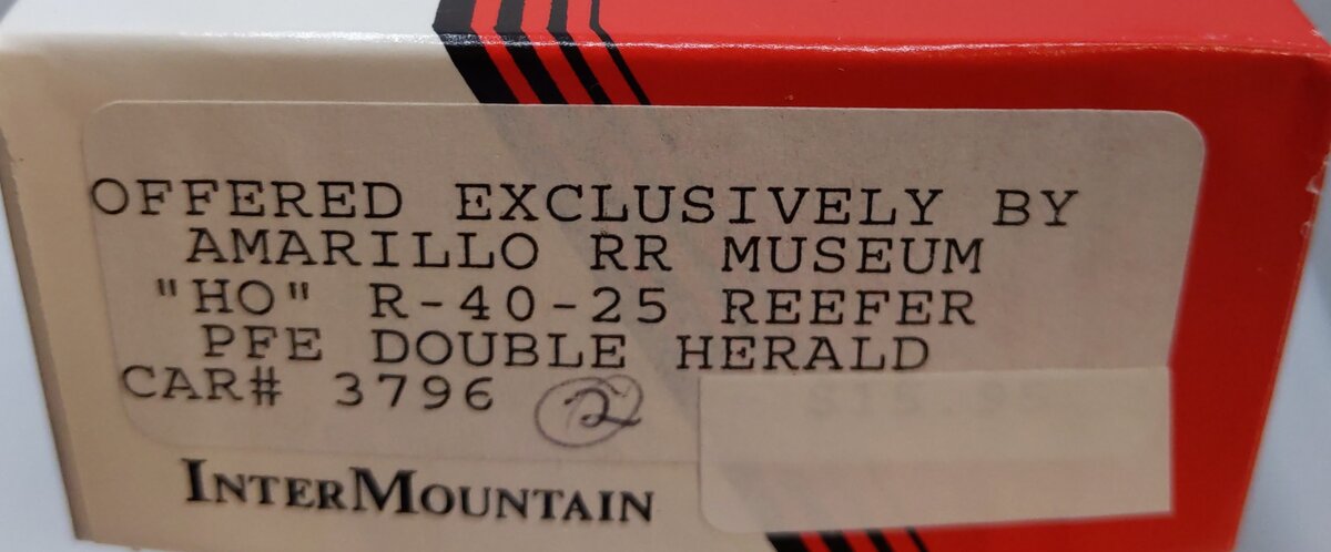 InterMountain 3796 HO Pacific Fruit Express R-40-25 Reefer Double Herald Car Kit