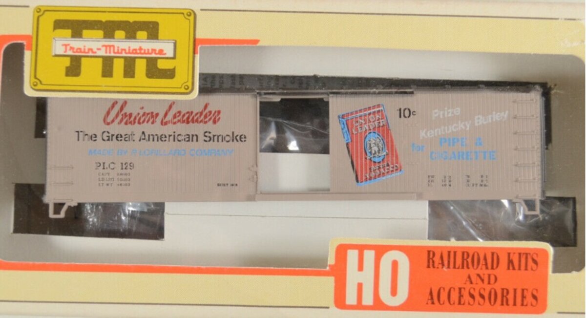 Train Miniature 2712 HO Union Leader Pipe Tobacco PLC # 129 Box Car Kit