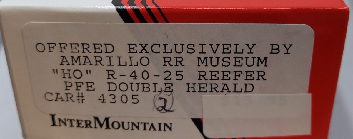 InterMountain 4305 HO Pacific Fruit Express R-40-25 Reefer Double Herald Car Kit