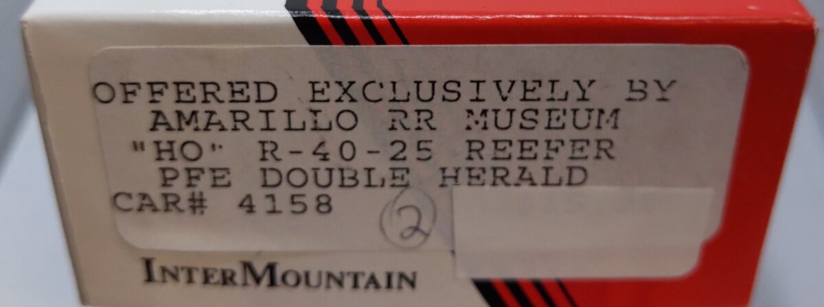InterMountain 4158 HO Pacific Fruit Express R-40-25 Reefer Double Herald Car Kit