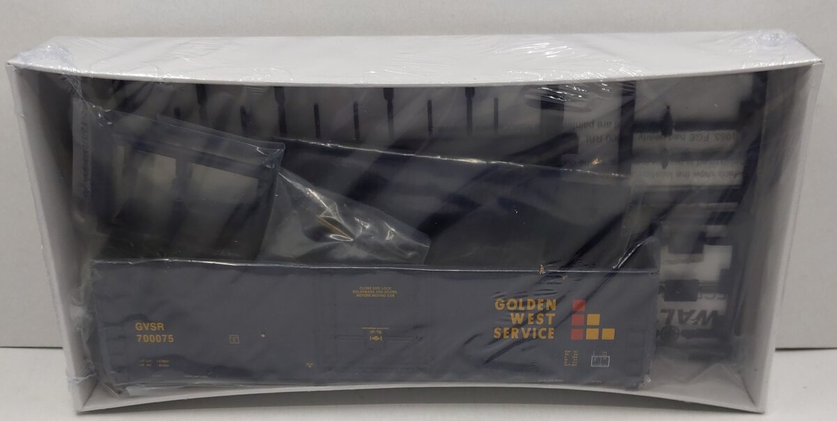 Walthers 932-4779 HO Golden West 50' FGE Insulated Box Car #700075 Car Kit