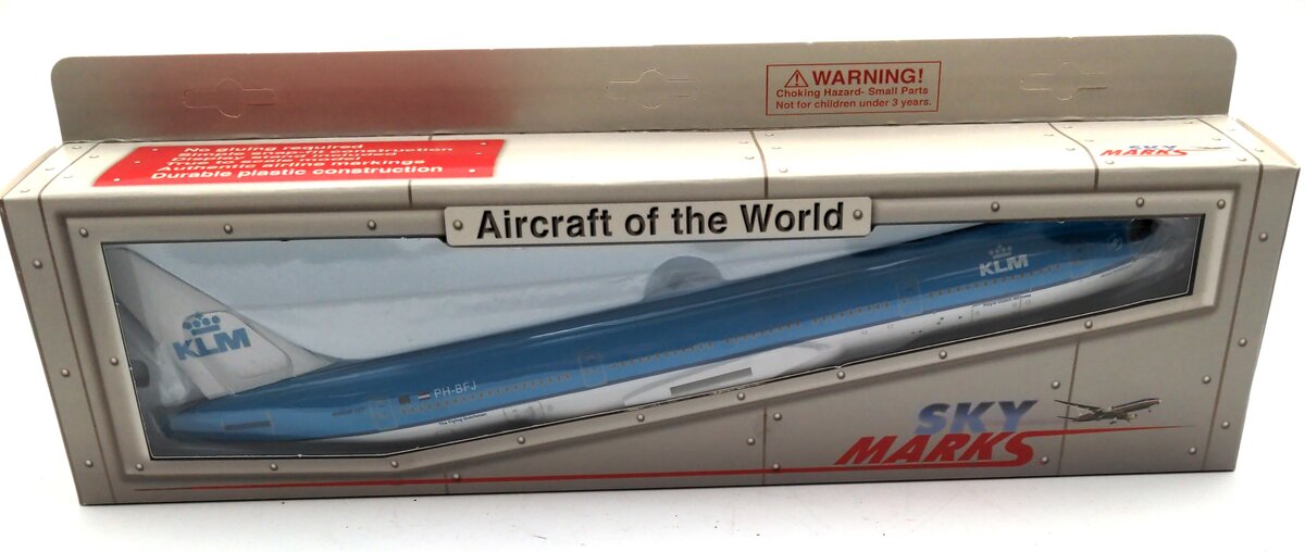 SkyMarks KLM "The Flying Dutchman" B777-200 Reg. PH-BFJ  1/200 scale