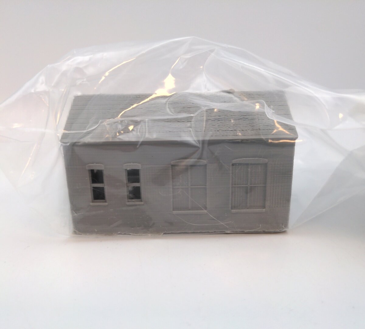 CrutchForm 377-NRR01L N Scale 3-D Printed Unpainted Warehouse with Dock