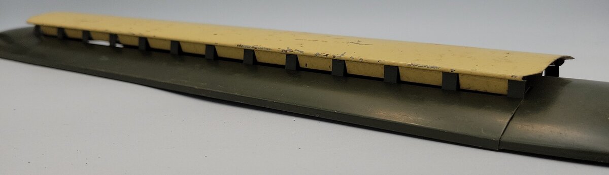 Williams No.8-2 Standard Gauge Williams No.8 Green and Yellow Trolley Roof