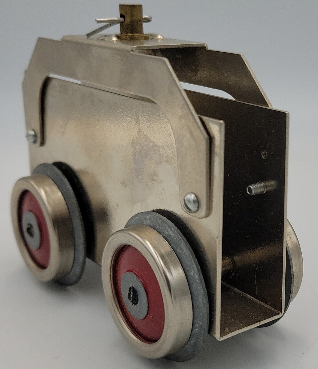 Williams Reproductions No. 256-10 Bild-A Loco Dummy Motor Frame with Red Wheels